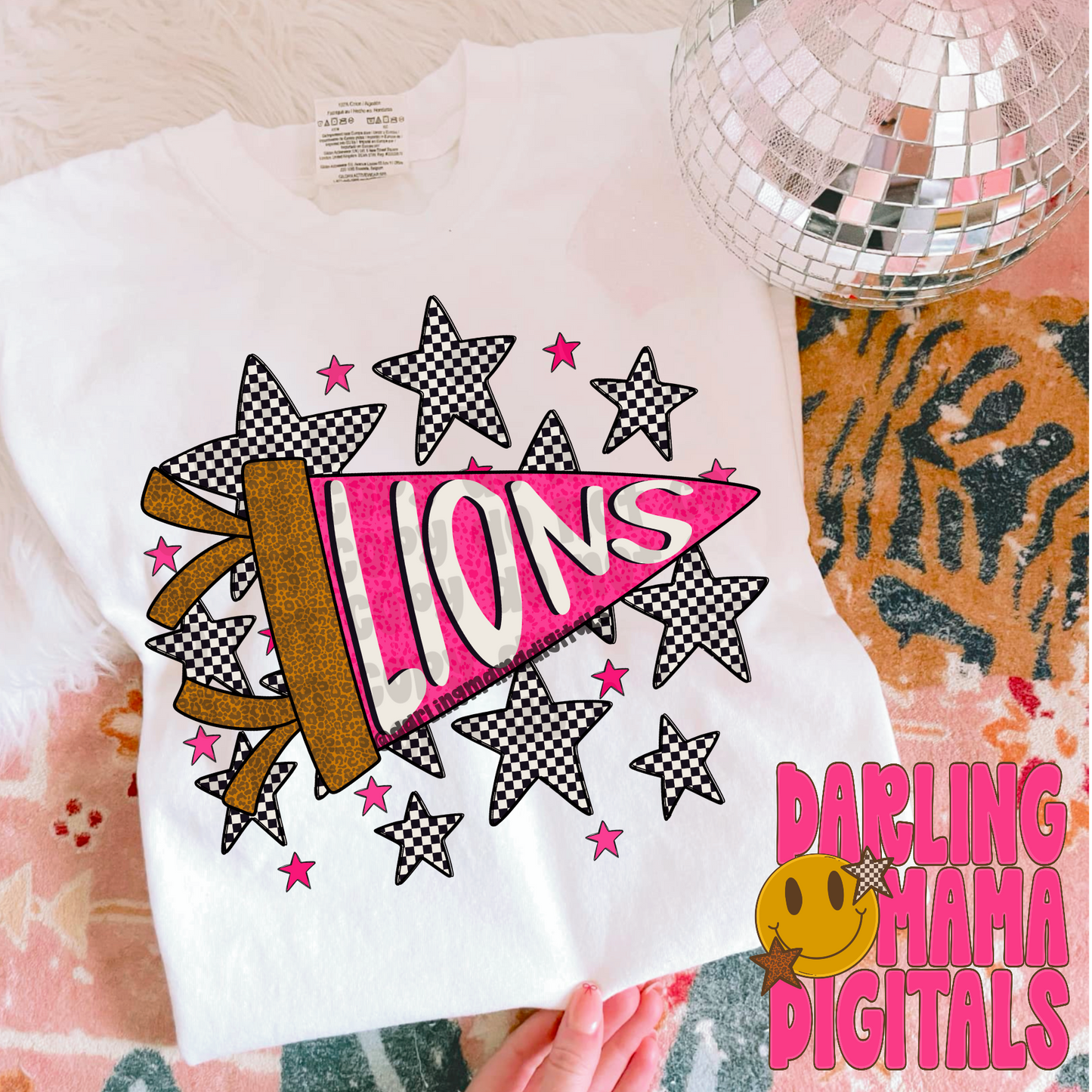 Preppy pennant flag lions