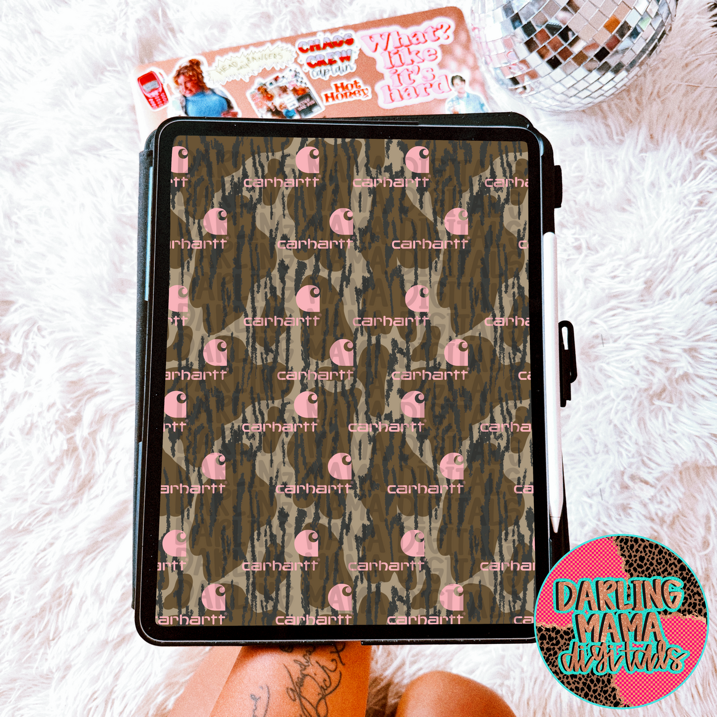 Camo and pink c*rhartt seamless